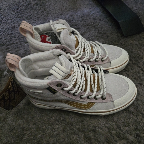 Vans Sk8 Hi Mte 2 Hiking Boots Suede Women Size 5.5 Elements Marshmallow 022026 - Picture 5 of 7